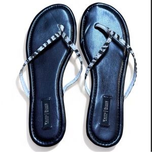 White House Black Market Zebra Thong Animal Print Flip Flops Size 9 GUC